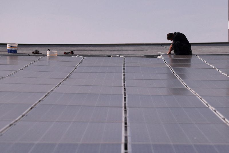 イタリアの再エネ発電量、初めて化石燃料由来超える　1─6月