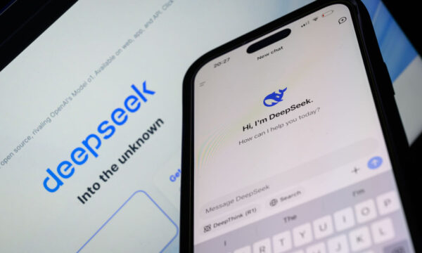 中国AI大手DeepSeek　追加資金調達を停止　輸出規制半導体をめぐる発言流出か