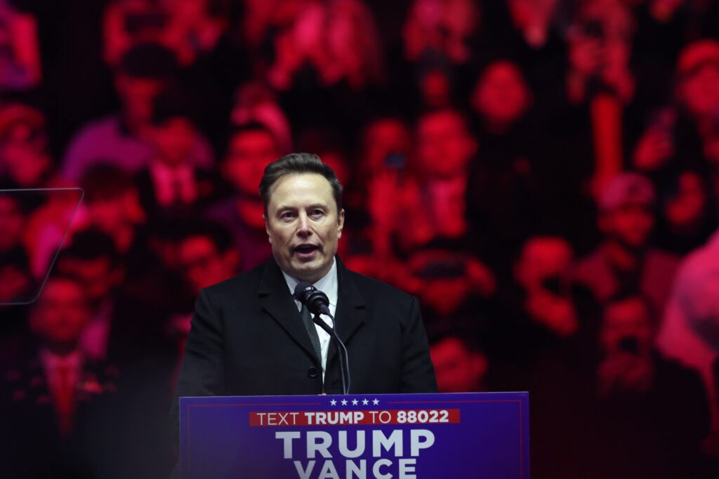 トランプ復帰とマスクの改革　進む米連邦政府の大規模スリム化計画