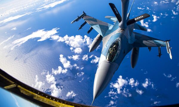 米軍の戦略的重点が中共に向く　「最大の敵」と警告