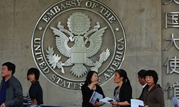 中国の海外留学　ピークから2割減　帰国者数は増加続く