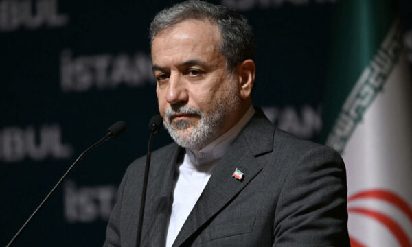 イラン外相が衝撃発言　中露が中東戦争に介入