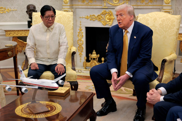 FRBパウエル議長が8か月後に退任へ＝トランプ大統領