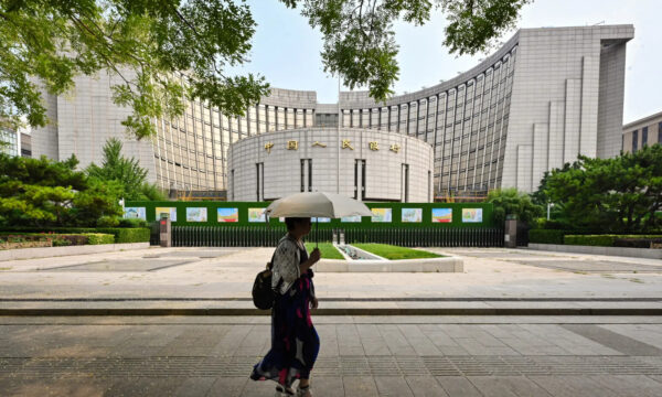 中国　海外送金の規制を強化　1回15万円超で詳細確認