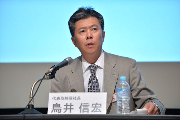 サントリー記者会見　新浪会長辞任　大麻所持疑惑で捜査受け