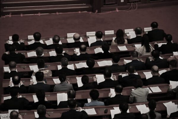 権力闘争の余波か　中共軍の人事停滞が示す体制の歪み