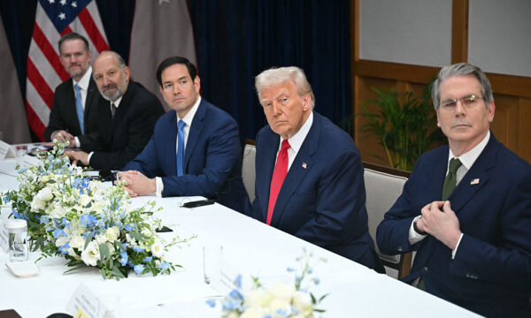 トランプ・習会談で複数の合意　専門家「中共の時間稼ぎ策に警戒を」