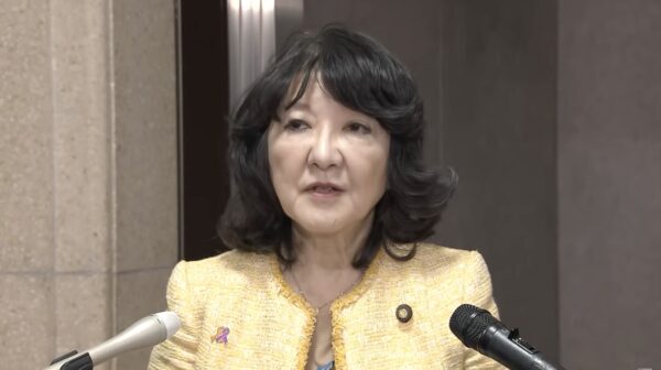 日本で金密輸の急増　背後に広がる地下資金循環への警戒