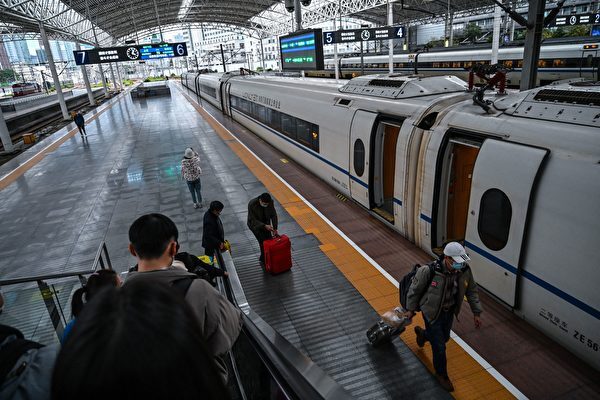 中国　昆明駅構内で試験列車が作業員と衝突　11人死亡・2人負傷の重大事故