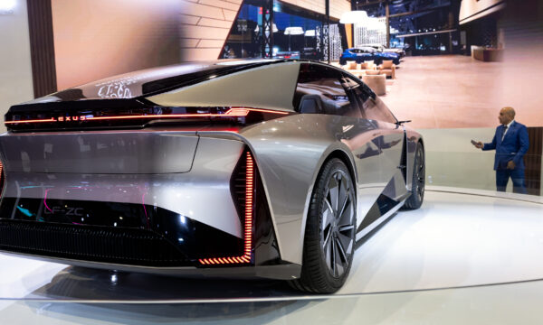 脱中国依存進む　トヨタなど日本大手3社　インドで新工場建設へ