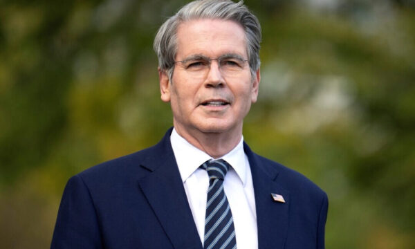 米財務長官「トランプ氏の2000ドル配当は税優遇で実現」