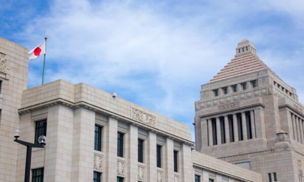 政府　中国大阪総領事の「汚い首斬る」投稿は「極めて不適切」と非難