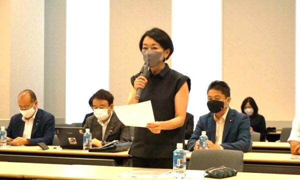 野田氏の「日中お互い罵り合い」発言に　山尾志桜里氏「日本は冷静」「中国を利する」と指摘
