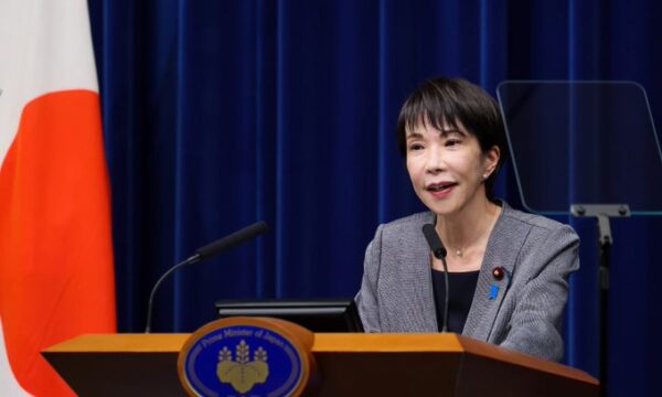 関東各地で林野火災が頻発　高市総理が情報連絡室を設置　自衛隊ヘリも消火活動に投入