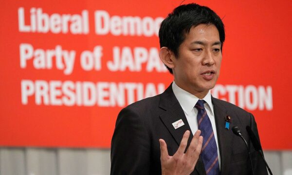政府　対日投資審査に「情報機関」関与　小林鷹之氏「さらなる死角」の克服