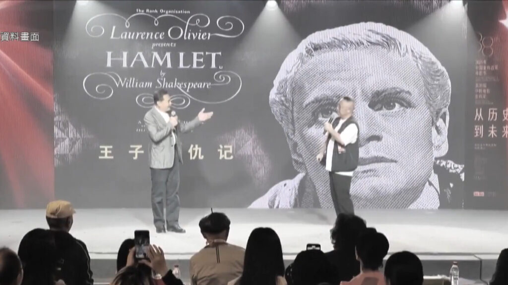 中国芸能界の締め付けが限界点に　「台本から一歩も外れるな」