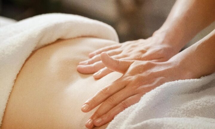 1日15分の腹部マッサージで便秘の軽減に効果