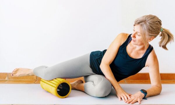 関節痛の鍵は“周りの筋肉”——10分で緩むセルフメンテ法