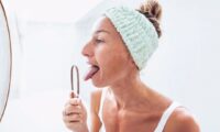 舌を見るだけでわかる　体の不調サイン