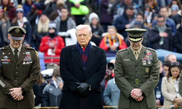 トランプ氏　ブラウン大学銃乱射事件　シドニーでの襲撃　シリアでのISIS攻撃を非難