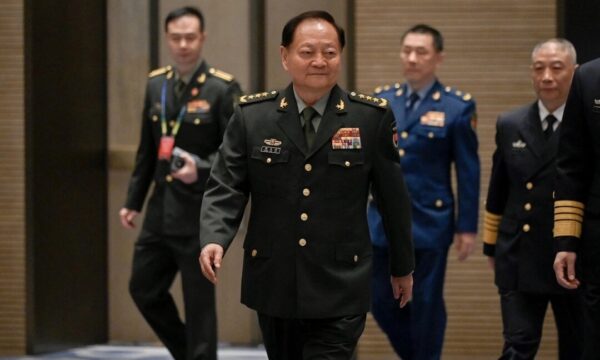 【分析】中共軍高官の更迭の背景　中国共産党の将来をめぐって習近平と張又俠が対立