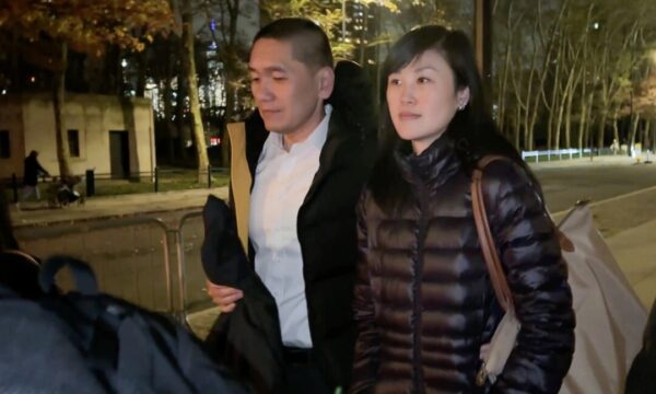 中国代理人として告発されたホチョル元補佐​​官は弁護費用を支払えず＝弁護士