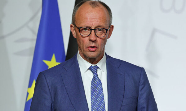 メルツ独首相「イラン問題で米国と同じ立場」 スペイン政府は対イラン作戦で米と距離