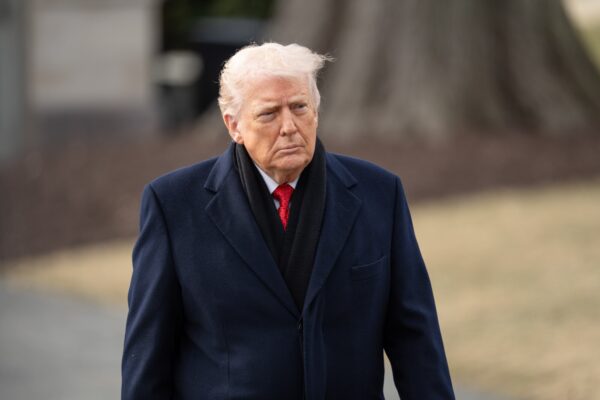 米軍基地攻撃計画か　トランプ政権がイランに警告「侮るな、激しい報復」