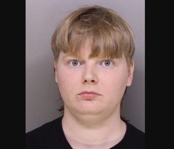 バンス米副大統領の自宅で窓破壊し侵入試みた　男を拘束