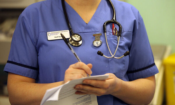 中国で話題 「なぜか分からないが調子悪い外来」