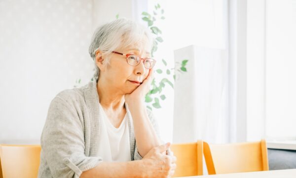 認知症治療は薬だけ？　鍼灸で記憶力の改善と進行緩和を