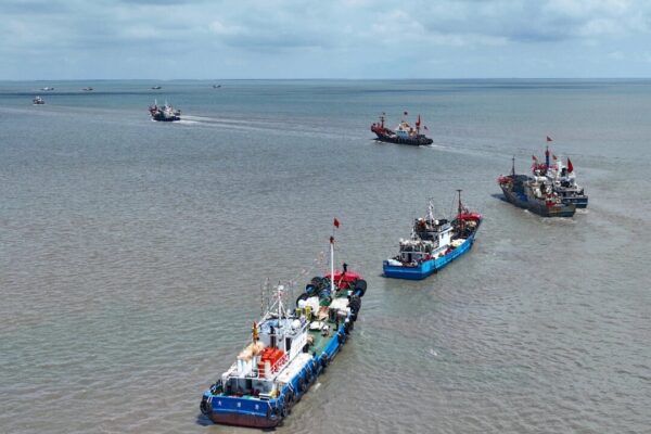 中韓の共同管理水域に巨大養殖施設　中共の既成事実化が進行