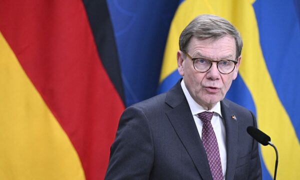 独外相　中国と米国とは等距離ではない　安全保障と経済は依然米国に依存