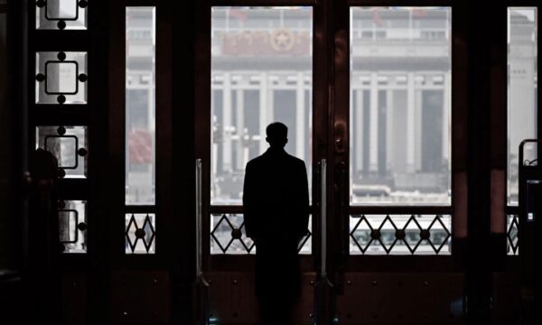 中共政府が特別会議を開催　国防産業の高官三人を追放