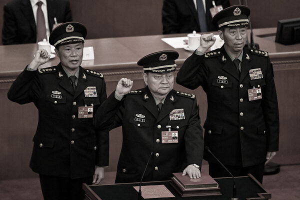 中共軍機関紙の2本の重要論考から張又侠事件を分析