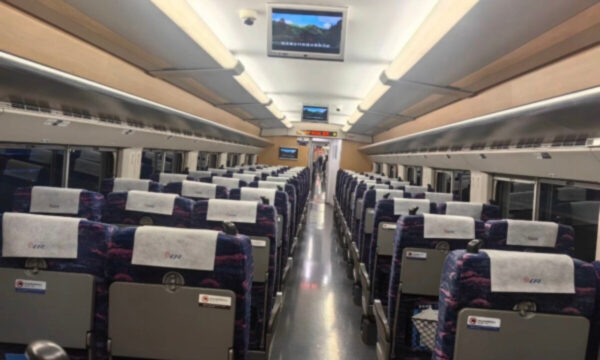 「切符は売り切れ　列車はガラ空き」　中国の旧正月帰省で不可解な現象