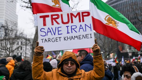 元米副大統領顧問「対イラン開戦は困難な決断」