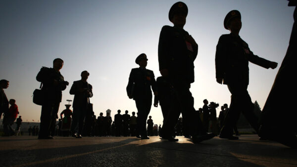 中南海で権力闘争熾烈化　専門家が台湾情勢への警戒を呼びかけ