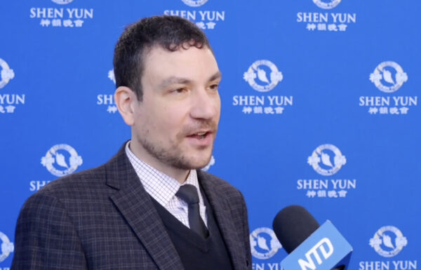 カナダ・ミシサガ市が神韻に表彰状を授与　副市長はその勇気に敬意を表明