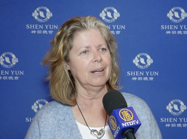 神韻のエネルギーは力強く心を奮い立たせる　大学教授「かつてない公演」