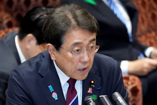 高市首相　赤沢経産相を「中東情勢に伴う重要物資安定確保担当相」に任命