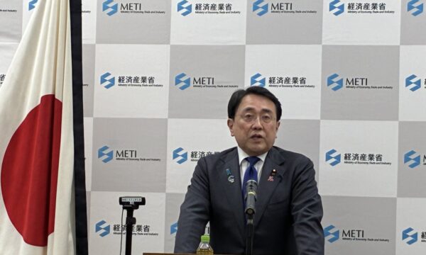 シンナー不足の真相は「流通の目詰まり」か　経産省が出荷抑制に異例の要請