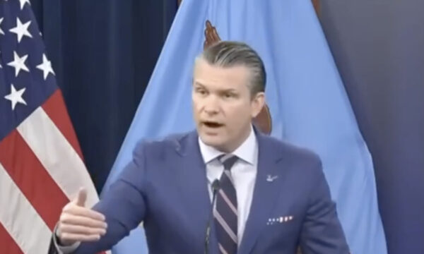 米軍　イランに対する攻撃をさらに強化　「火曜日はイラン空爆の打撃が最大」＝米戦争長官