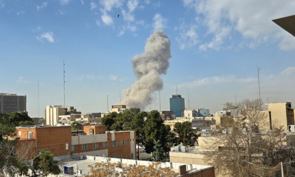 イラン空爆 中東「ならず者同盟」を解体 中露にも警告