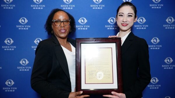 米国サウスカロライナ州都が「神韻の日」制定　「心に光を灯す公演」と称賛