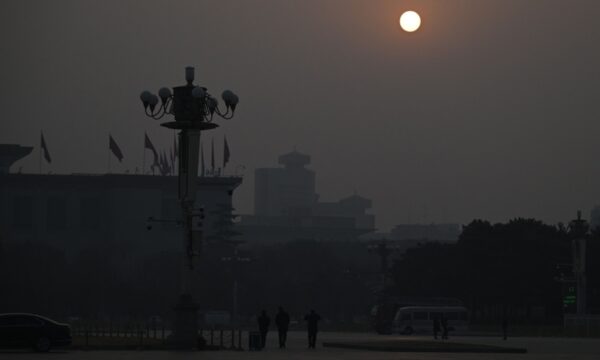 中南海政権に末日的危機　習近平を直撃する5大事件