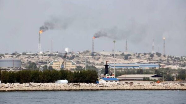 カーグ島だけではない　ペルシャ湾の3島もイランの海上要塞