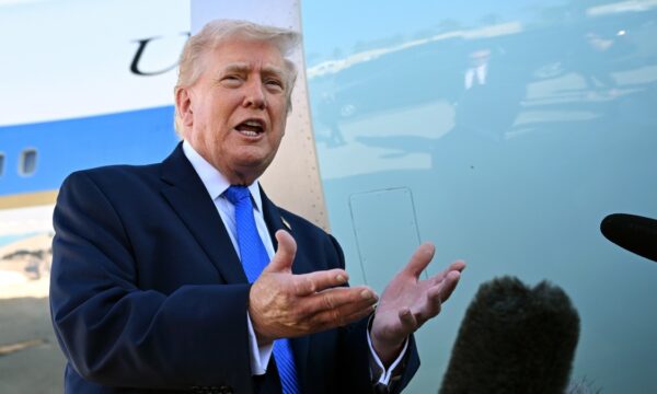 米国とイランが海峡を共同管理する可能性も　トランプ氏「政権交代はすでに起きた」