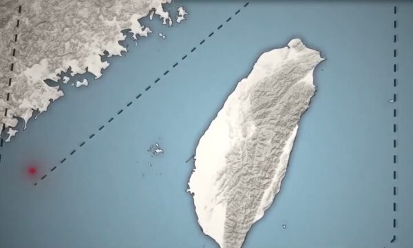 中共　台湾海峡への圧力強化　「外交青書」で日中関係を格下げ