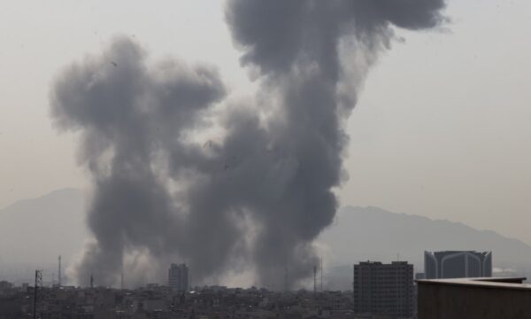 中国共産党が世論戦で「イランへの一方的な支持」　ネット上で冷笑